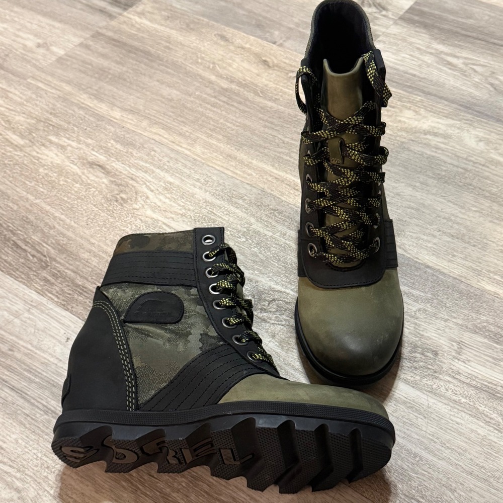 Sorel Black and Olive Heeled Boots
